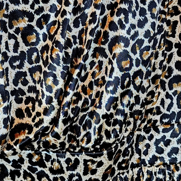 Torrid Leopard Print Bubble Hem Dress Ruched Bust Adjustable Straps Plus Size 3 - Picture 7 of 11